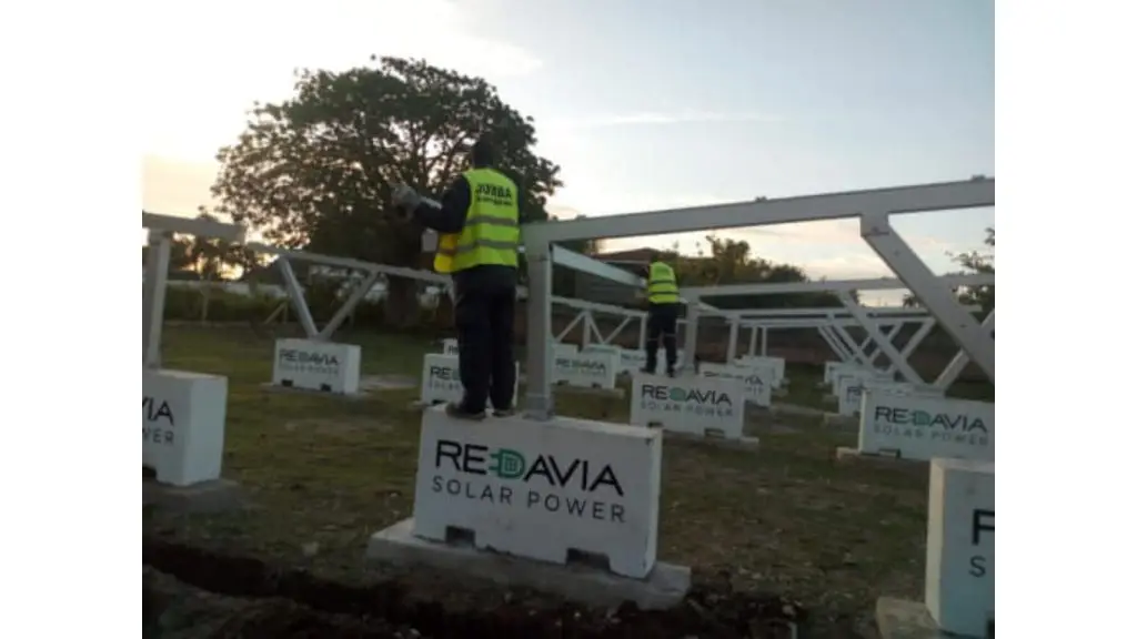 Jumba Engineering Kilua Resort car port solar